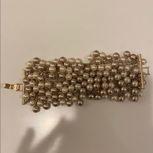 Stella & Dot pearl bracelet